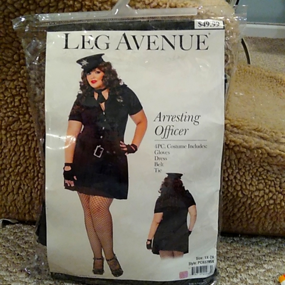 Leg Avenue "Arresting Officer" Halloween costume. NWT